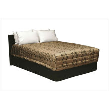 2013 New Design Quilted Bedspread Patchwork Bed Mattress